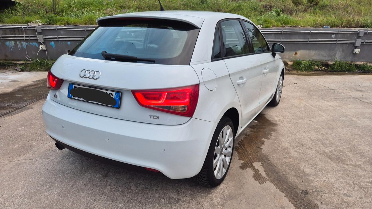 Audi A1 1.6 TDI 105 CV Attraction