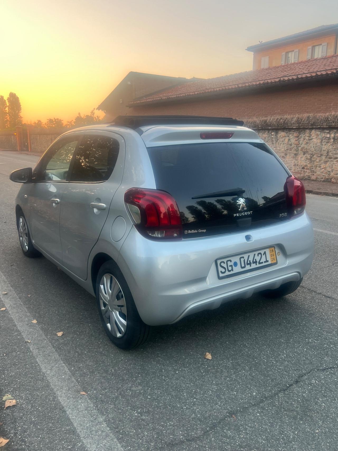 Peugeot 108 PureTech 82 5 porte Allure TOP!