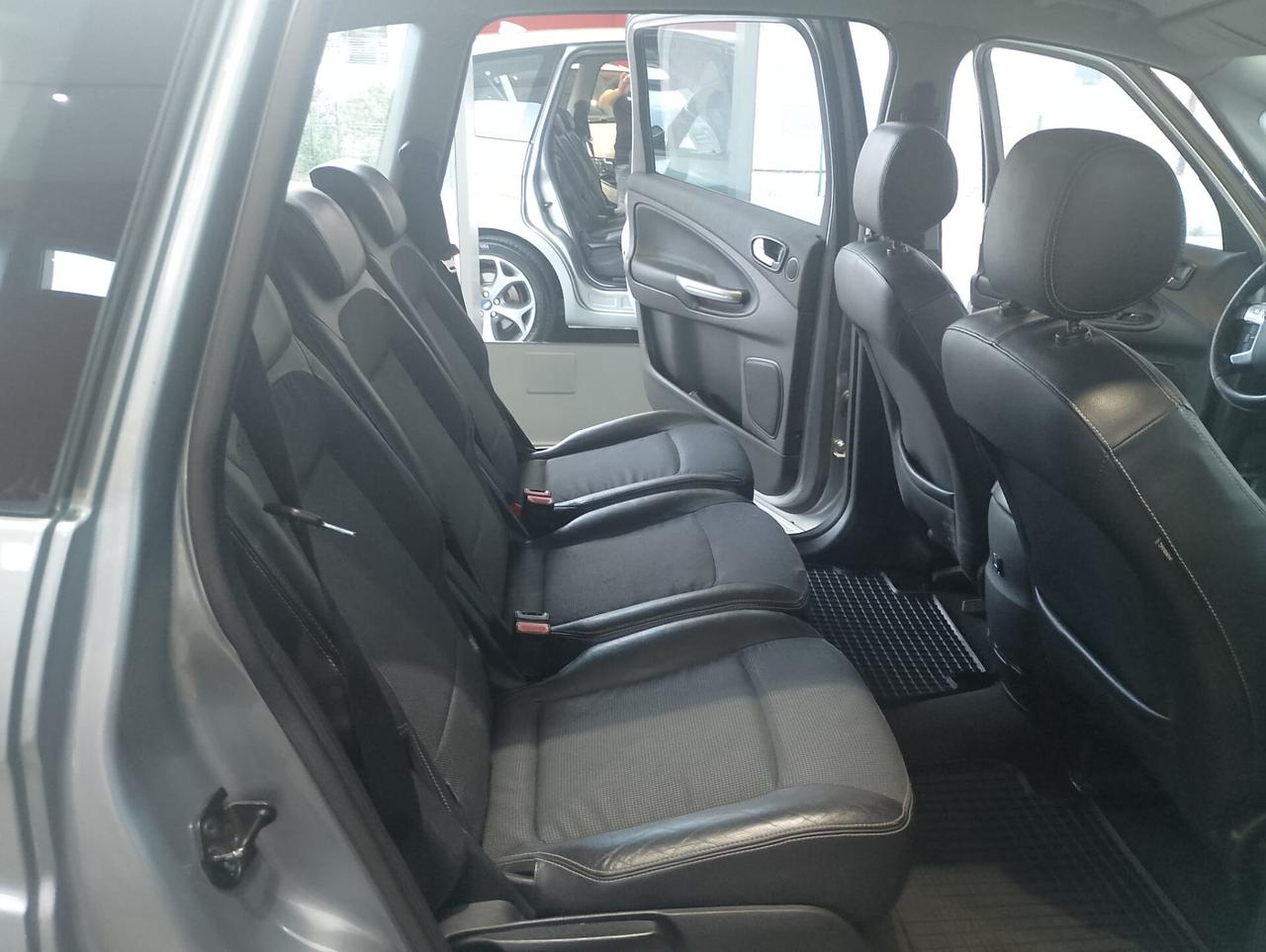 Ford S-Max 1.8 TDCi 125CV Titanium Posti 7
