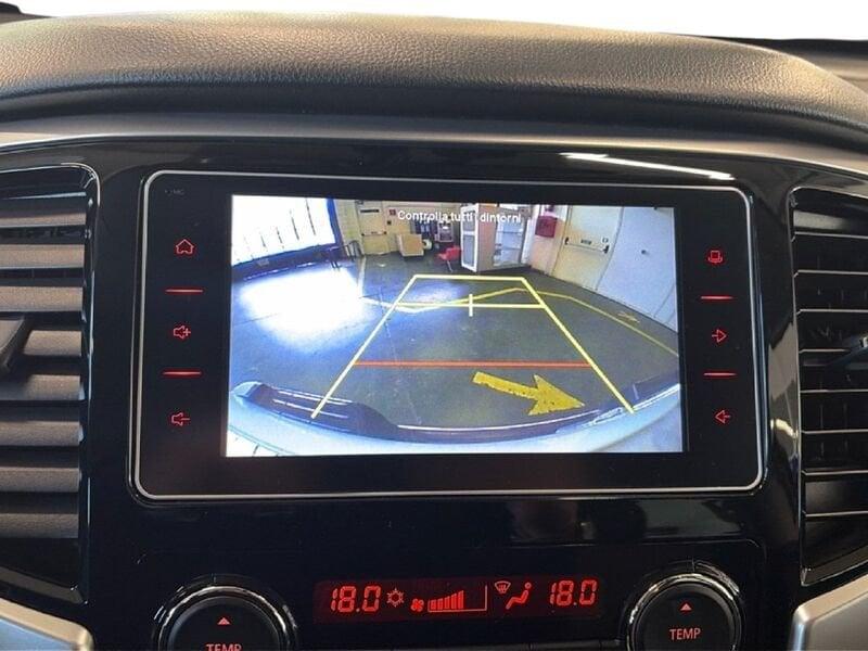Mitsubishi L200 L200 d.cab 2.3d Intense 4wd 150cv auto