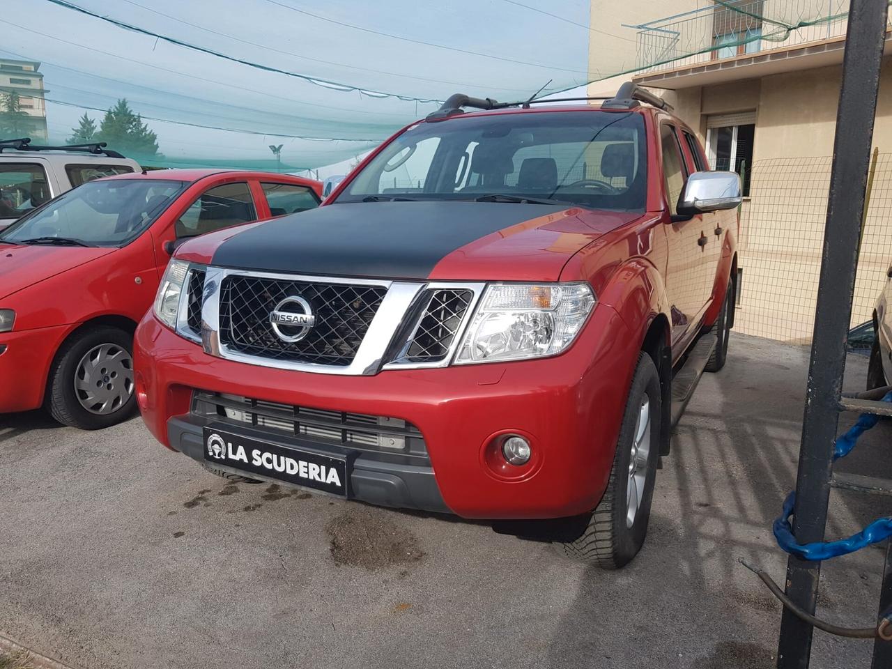 Nissan Navara 3.0 dCi 4 porte Double Cab LE V6