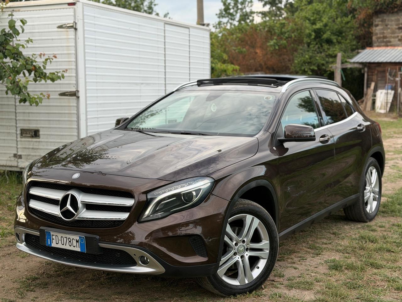 GLA 200 d Automatic 4Matic Sport TETTO NUOVA