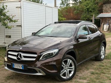 GLA 200 d Automatic 4Matic Sport TETTO NUOVA