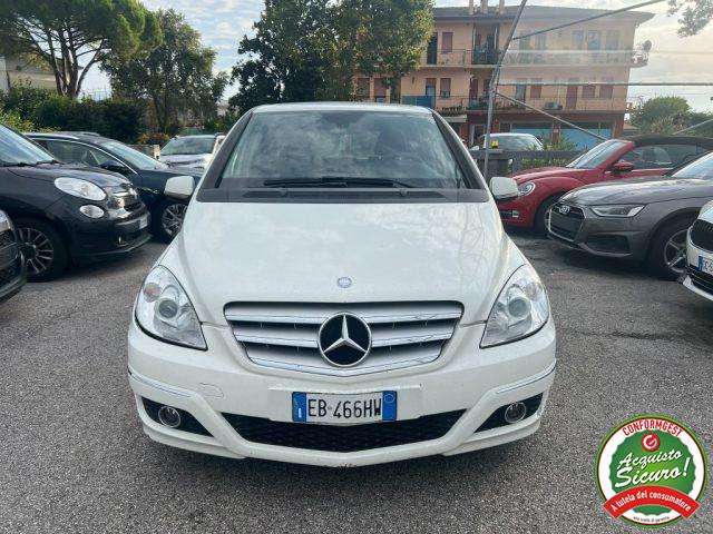 MERCEDES-BENZ B 180 CDI Premium