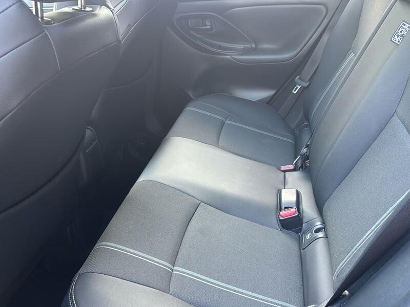 Toyota Yaris Cross 1.5H (130 CV) Lounge E-CVT AWD-i
