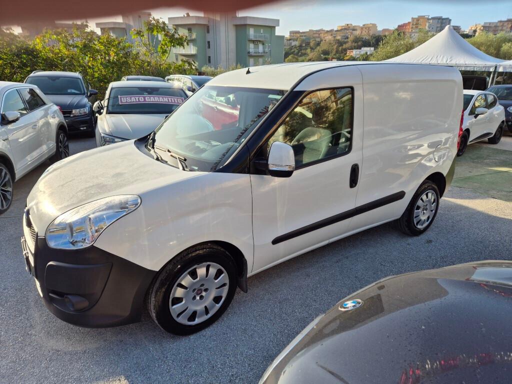 Fiat Doblo 1.6 MJTD 105CV CON SCAFFALI