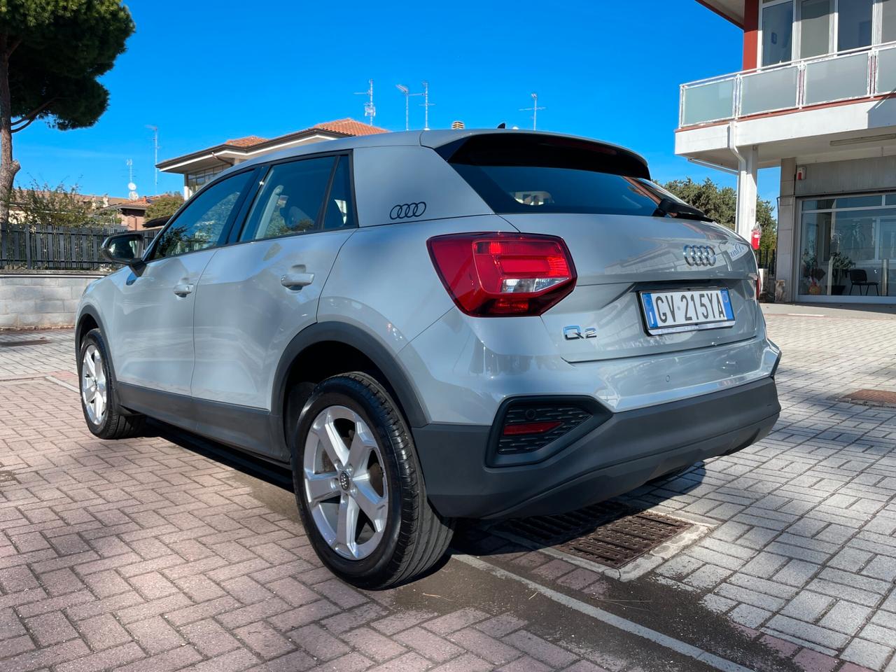 Audi Q2 35 TFSI S tronic Business