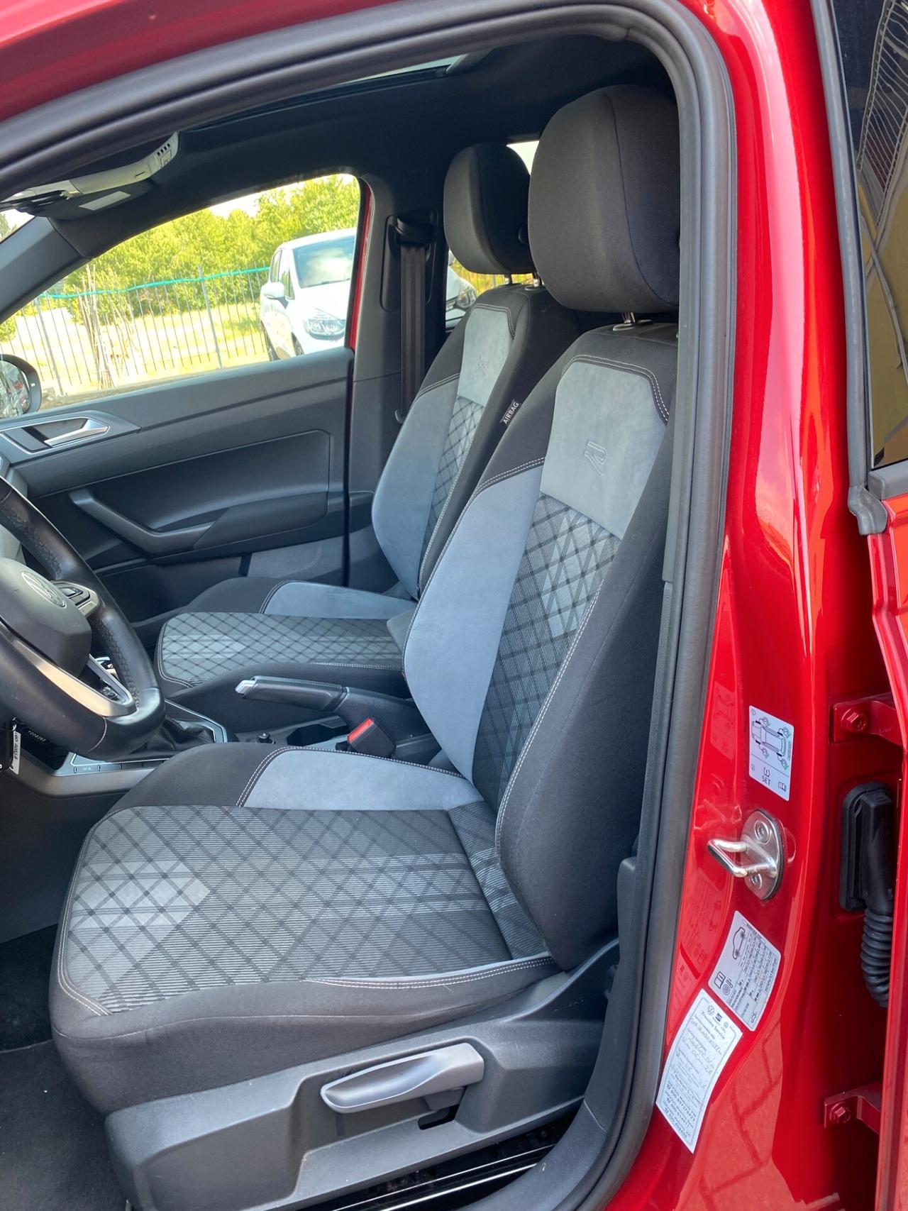 Volkswagen Taigo 1.5 TSI 150 CV DSG R-Line
