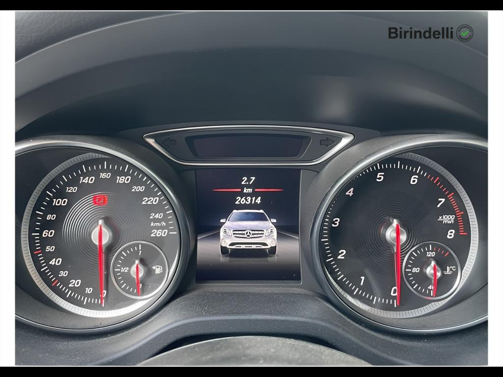 Mercedes-Benz GLA (X156) - GLA 180 Premium