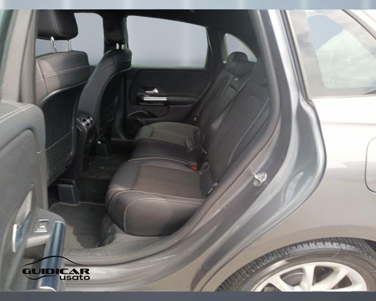 Mercedes-Benz Classe B - W247 2018 - B 180 d Sport Plus auto