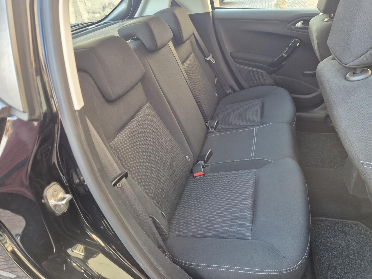 Peugeot 208 PureTech 82 5 porte Active