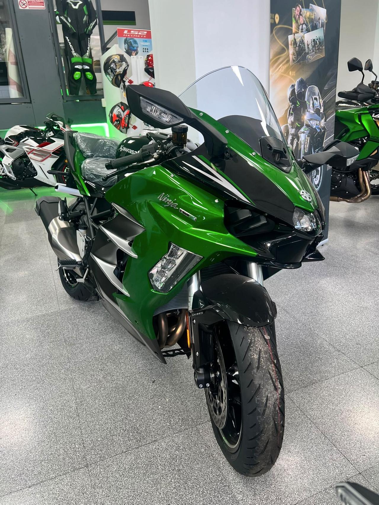 Kawasaki Ninja H2 SX
