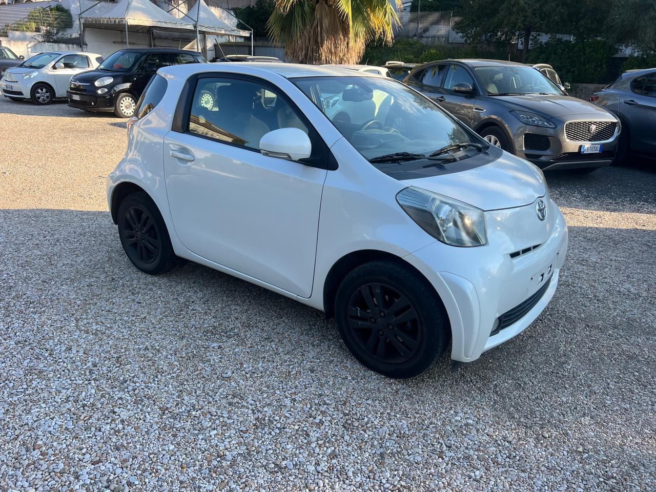 Toyota iQ 1.0 High Collection