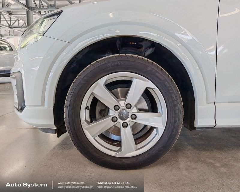 Audi Q2 Q2 30 1.6 tdi Identity Black s-tronic my20