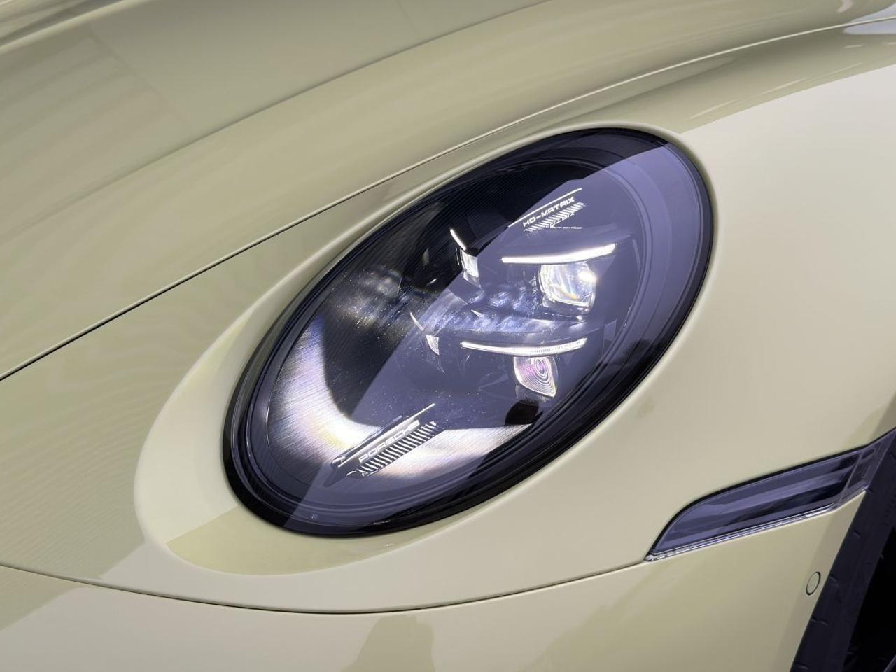 PORSCHE 992 Carrera 4 GTS 2.0*Matrix-Alcantara-Finanz*