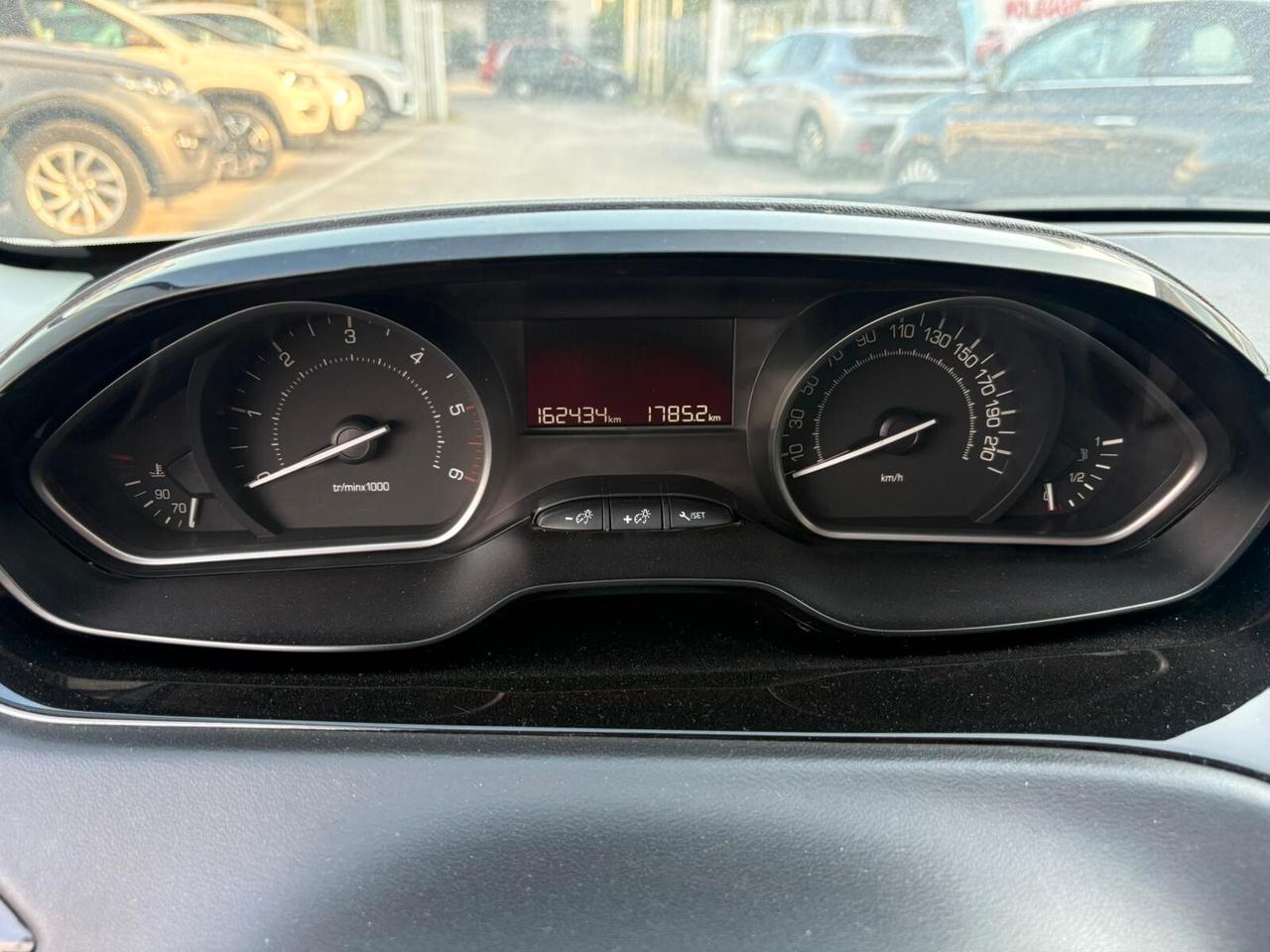 Peugeot 208 BlueHDi 100 S&S 5 porte Van Active