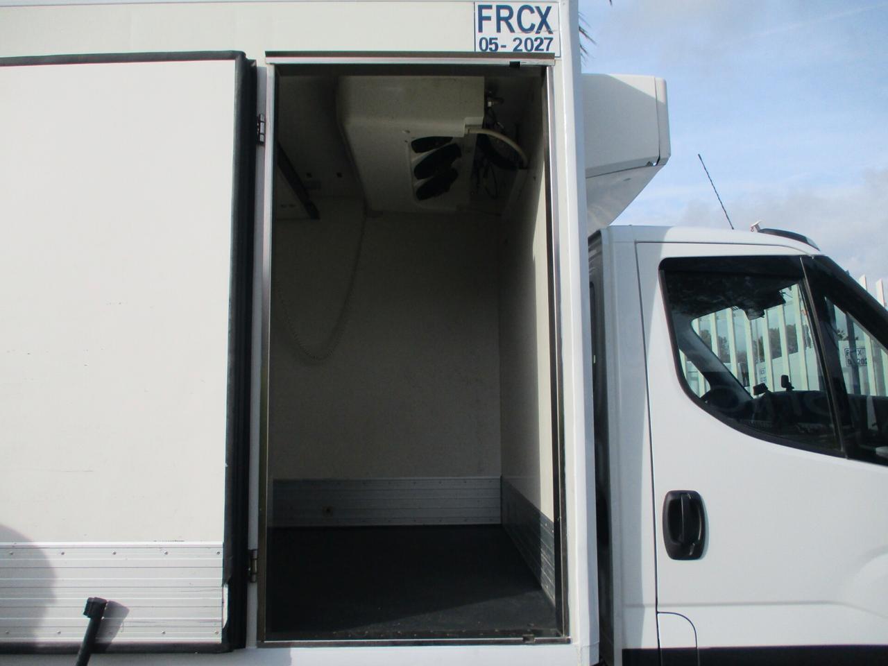 Iveco Daily 35C15 3000 150CV E6 FRCX-20° 05/27 PEDANA CARIC