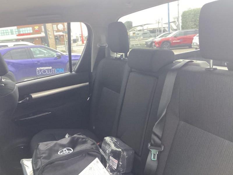 Toyota Hilux 2.4D A DC 4WD LNG MY24