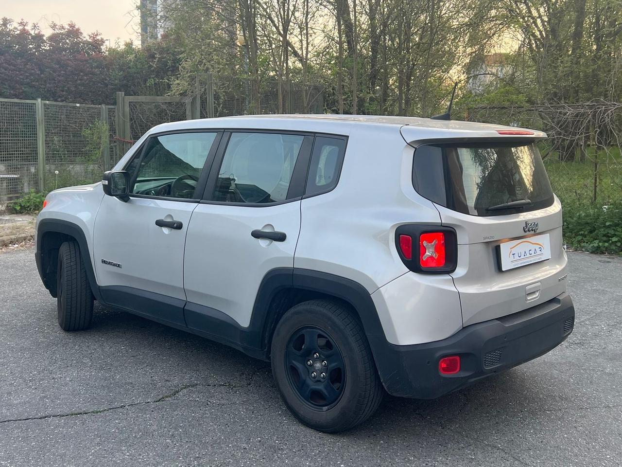 Jeep Renegade Sport 1.4 Turbo-Jet GPL #10362