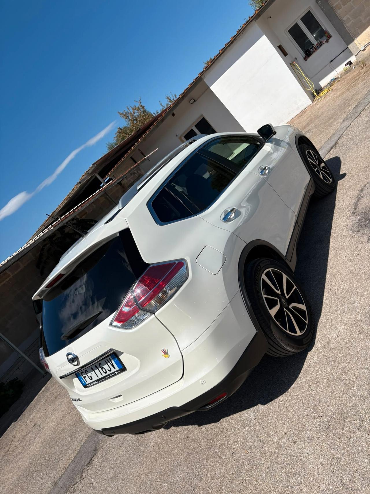 Nissan X-Trail 1.6 dCi 2WD Tekna TETTO APRIBILE UNIPRO
