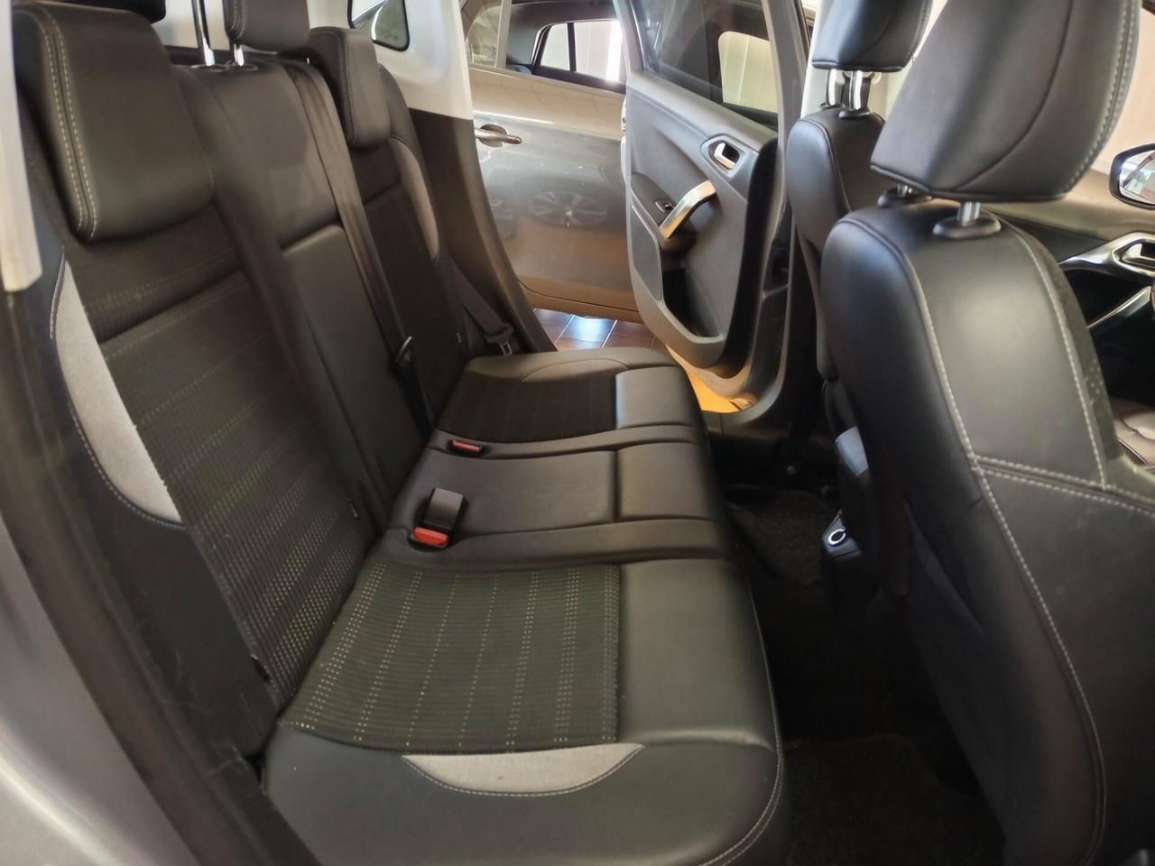 Peugeot 2008 1.6 diesel,154 Mila chilometri. Ok neopatentati