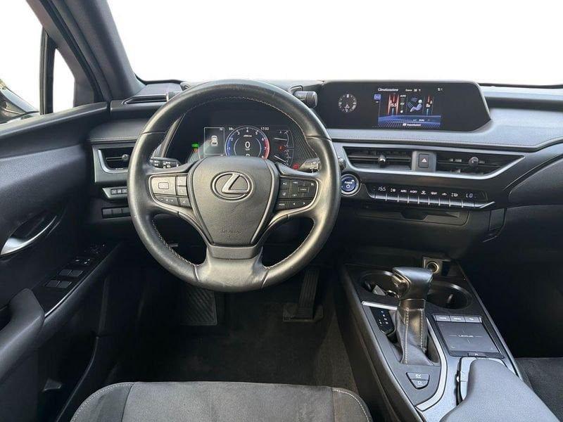 Lexus UX 250h Premium 2wd cvt
