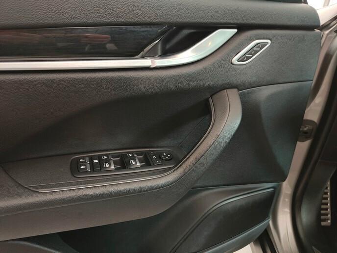 Maserati Levante V6 AWD Gransport 350 cv