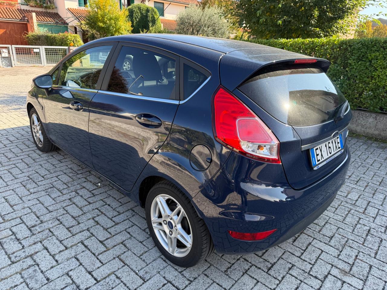 Ford Fiesta 1.5 TDCi 75CV 5 porte Titanium