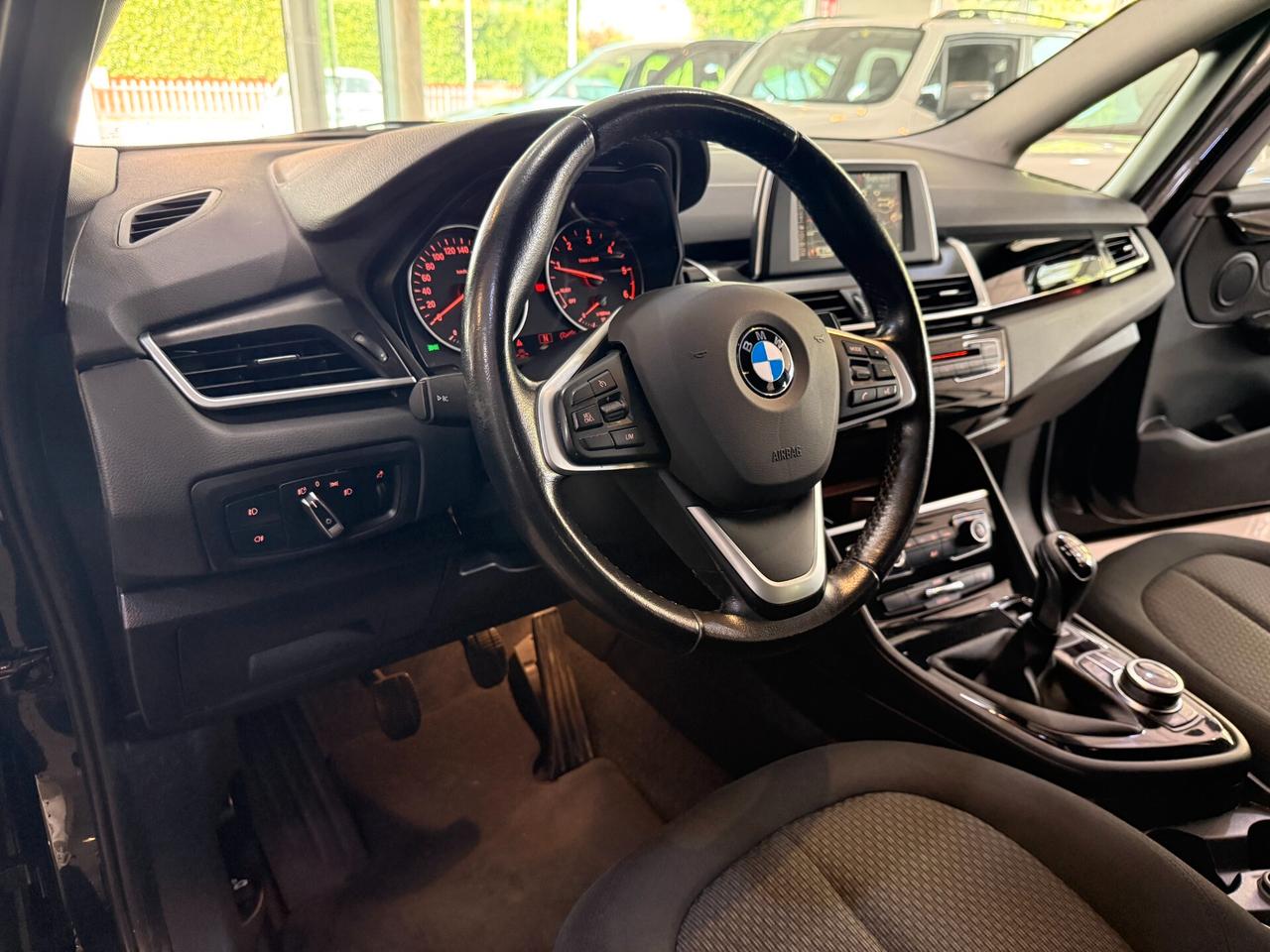 Bmw 2er Active Tourer 218d Advantage