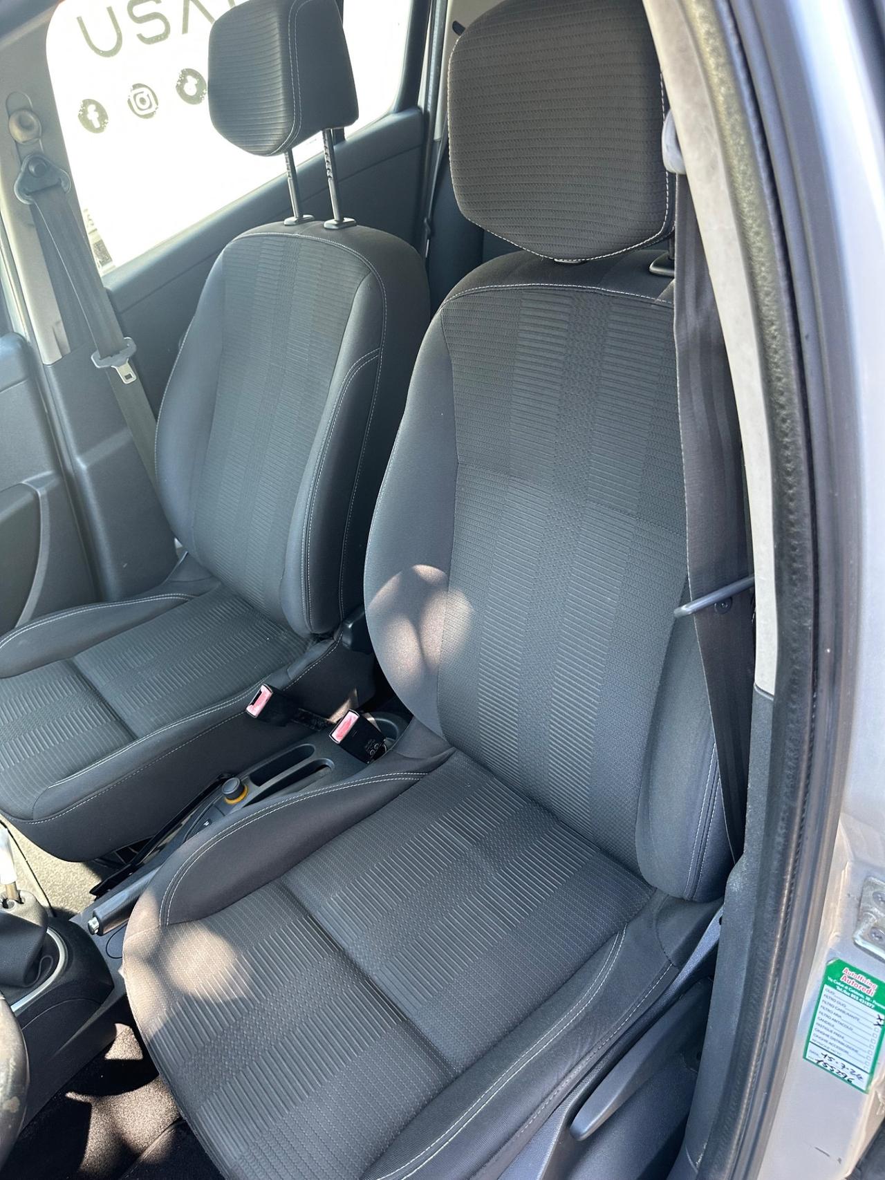 Renault Clio 1.2 16V 5 porte Luxe