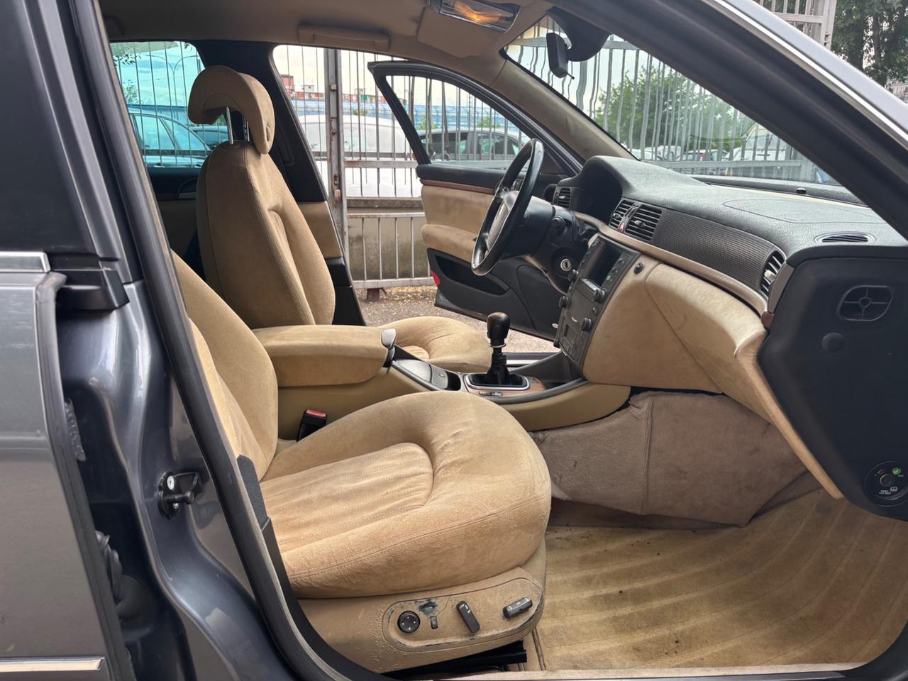 Lancia Thesis 2.4 JTD Executive