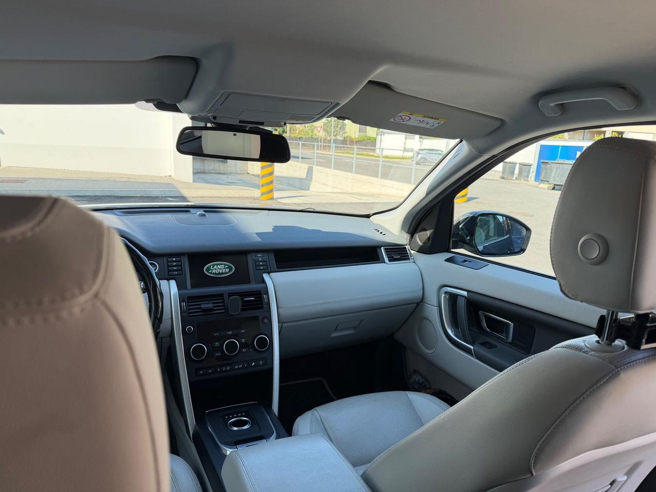 Land Rover Discovery Sport 2.0 TD4 HSE #10320