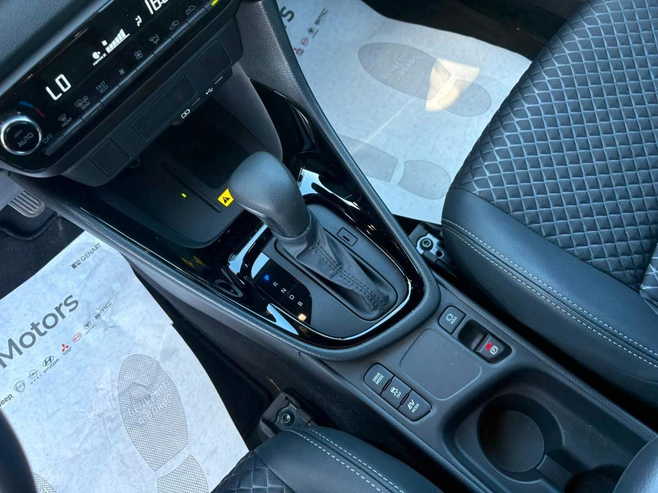 Toyota Yaris 1.5 130 Hybrid 5 porte Lounge