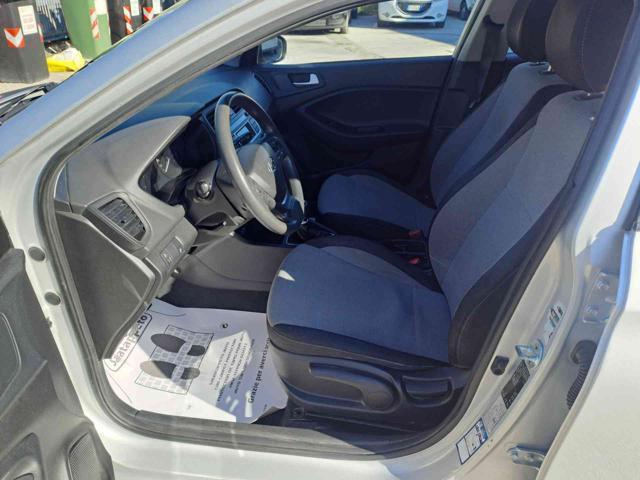 HYUNDAI i20 1.1 CRDi 12V 5 porte Comfort