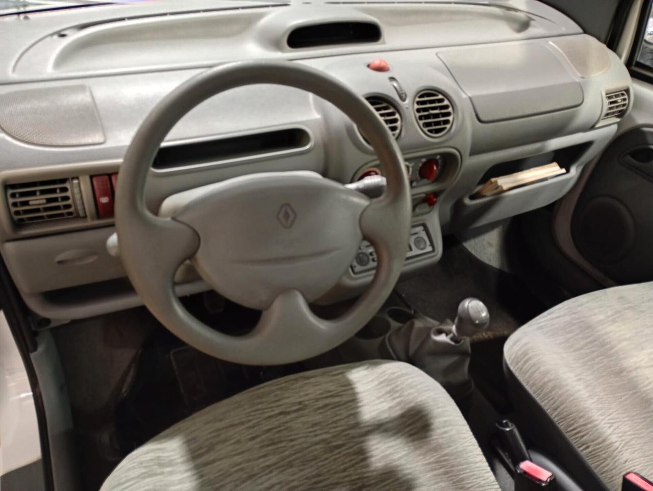 Renault Twingo 1.2i cat Ice