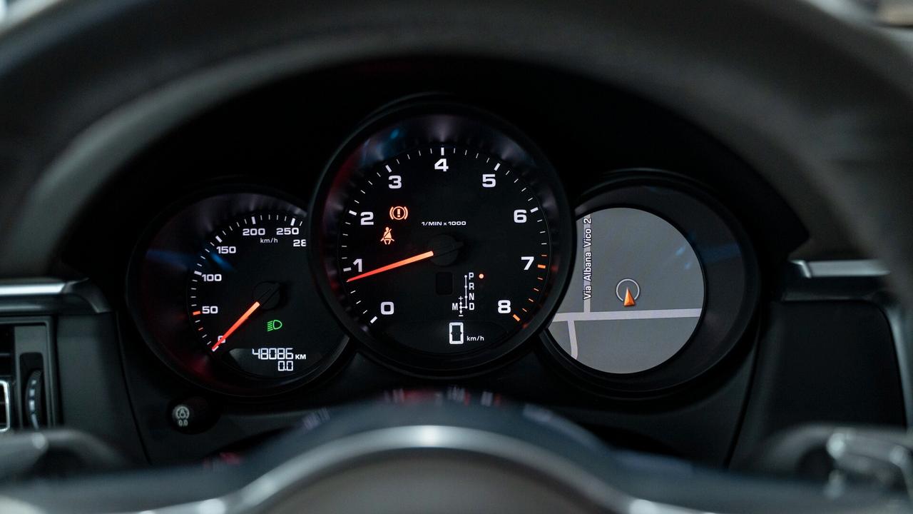 Porsche Macan 2.0 245 CV PDK 21" TETTO SOSP. PACK CHRONO PELLE X