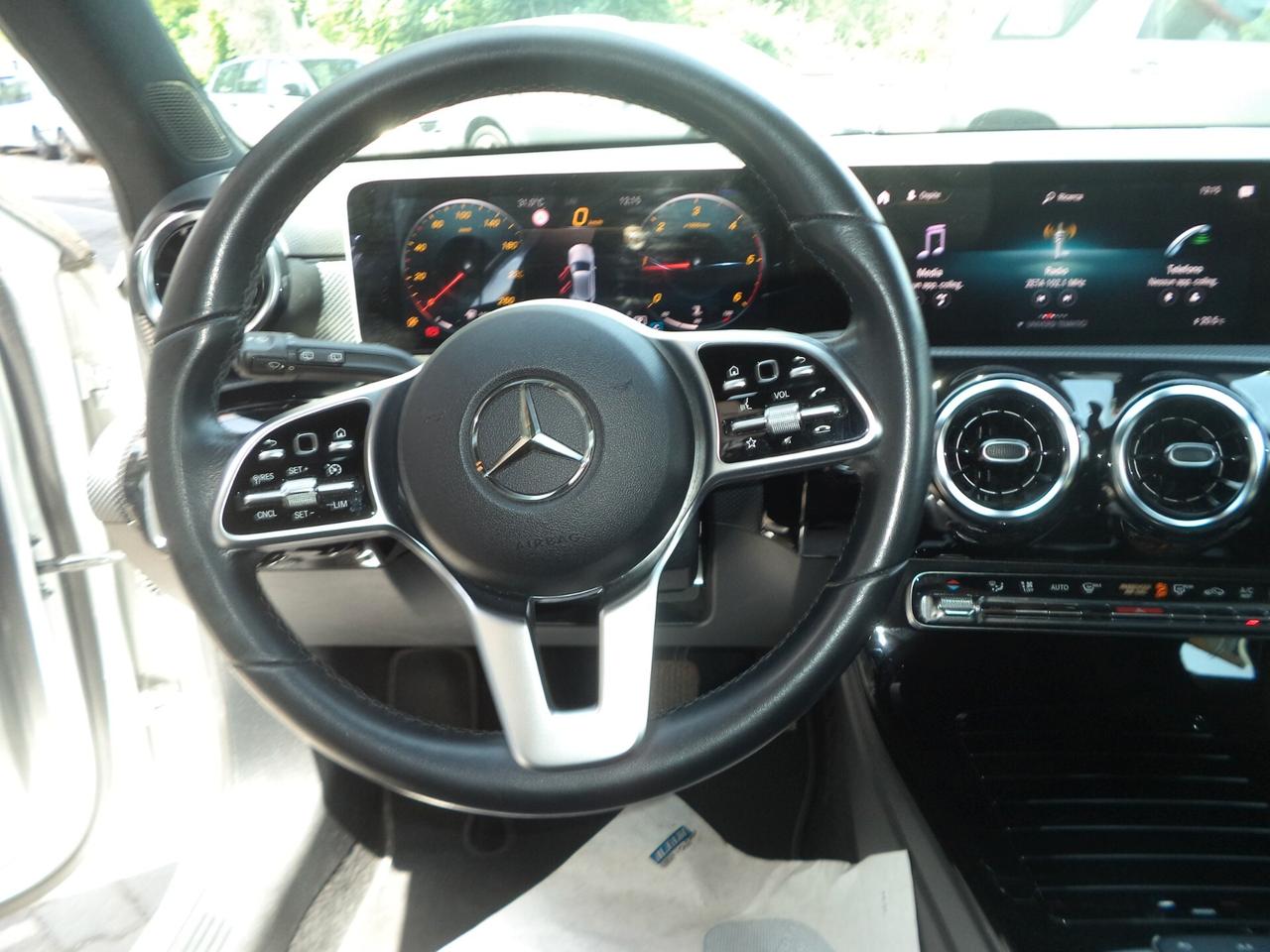 Mercedes-benz A 180 A 160 d Automatic Executive ok neopatentati