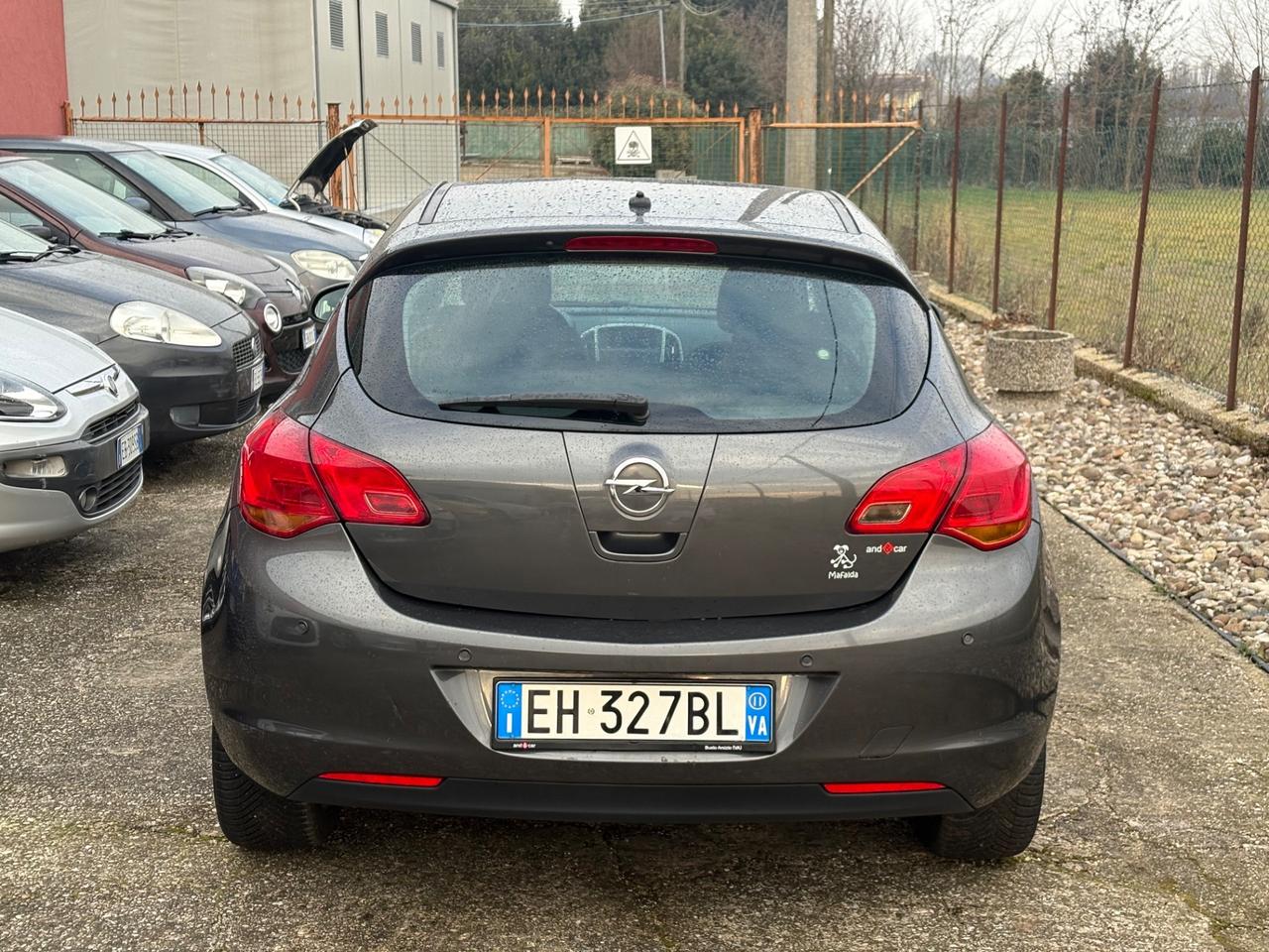 Opel Astra 1.6 115CV 5 porte Cosmo