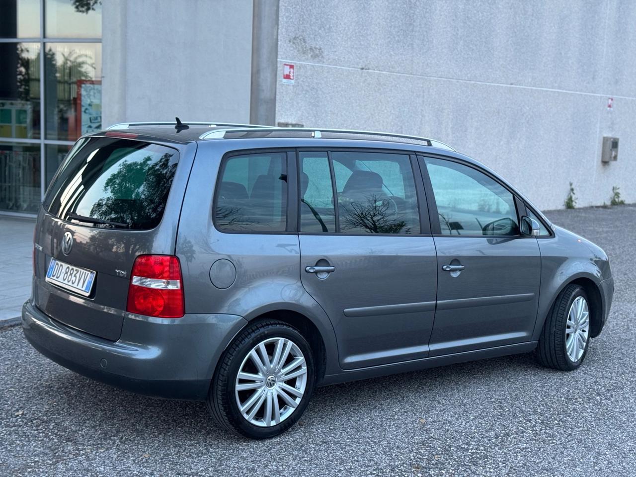Volkswagen Touran 1.9 TDI 105CV 5 posti