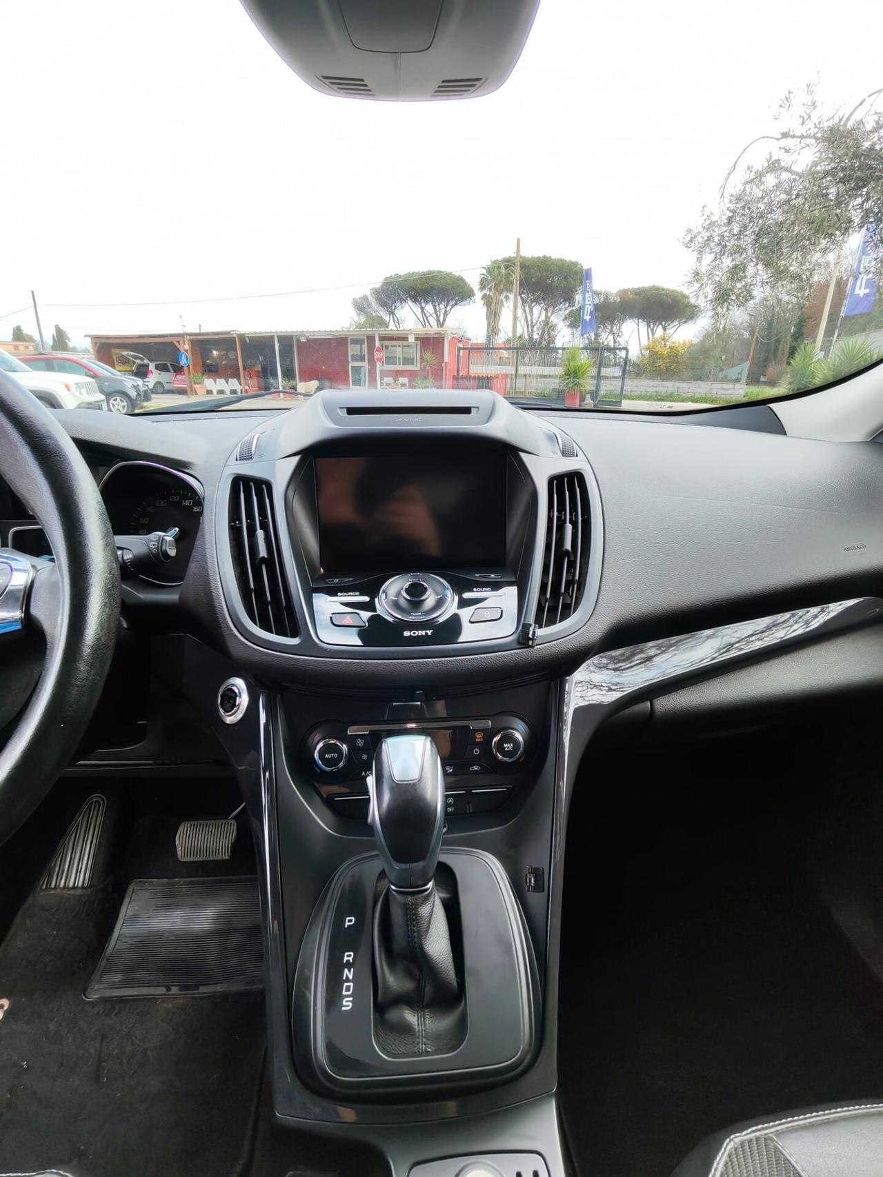 Ford Kuga 2.0 TDCI 150 CV S&S 4WD Powershift Titanium