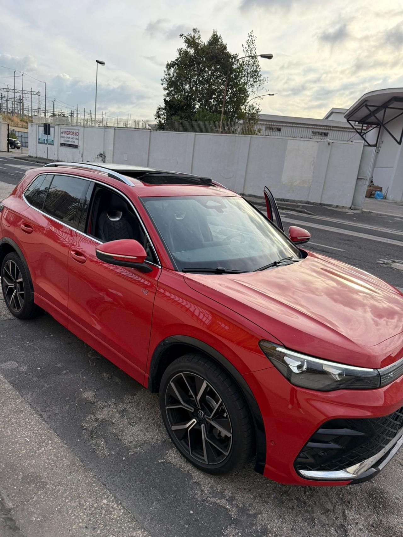 Volkswagen Tiguan 1.5 TSI eHybrid DSG R-Line Plus