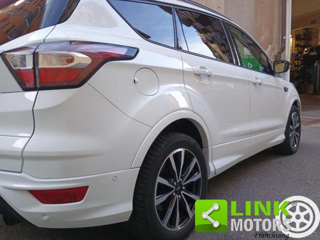 FORD Kuga 1.5 EcoBoost 120 CV S&S 2WD ST-Line