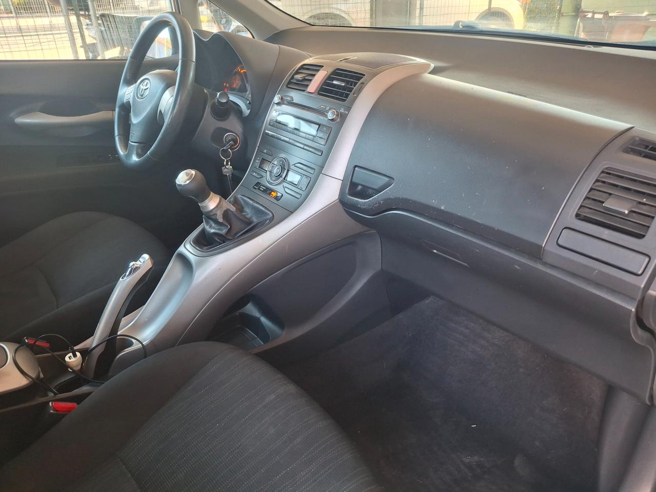 Toyota Auris 1.4 D-4D 5 porte Sol