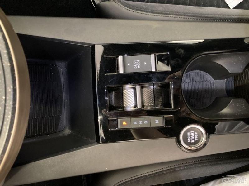 Lancia Ypsilon Ypsilon Hybrid e-DCT