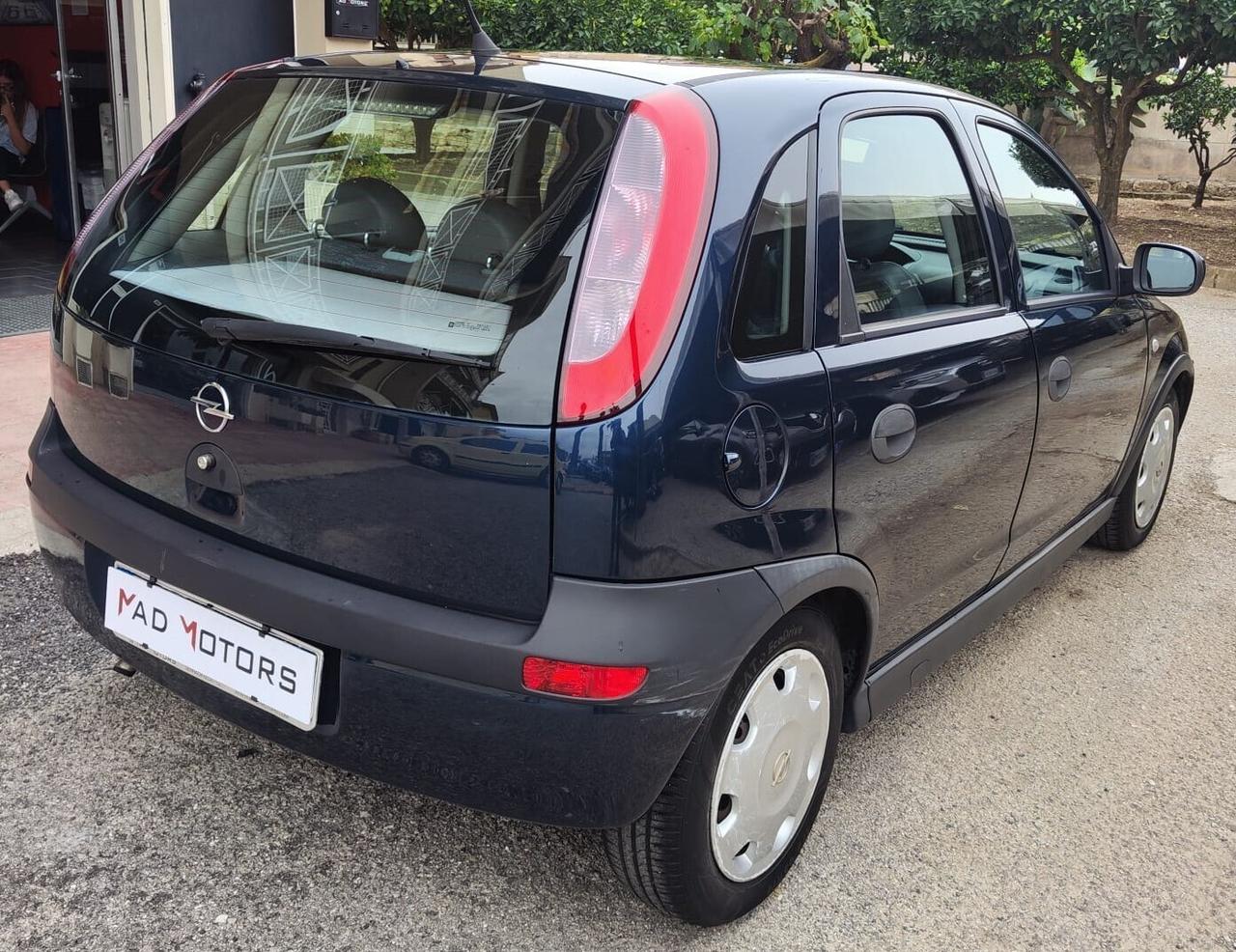 Opel Corsa 1.0i 12V 5 p Comfort NEO 2001