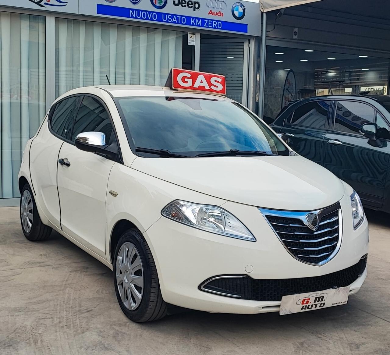 Lancia Ypsilon 1.2 GPL CON ANTIFURTO