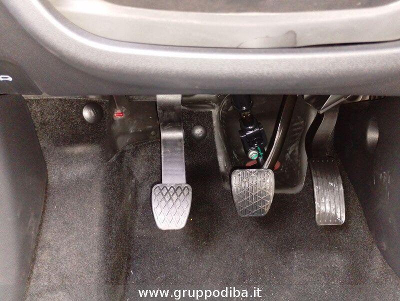 MG MG3 1.5 MT STD Diamond Red