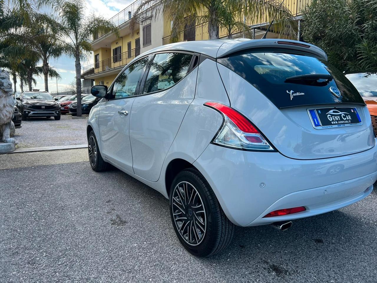Lancia Ypsilon 1.2 69 CV 5 porte GPL Ecochic Gold