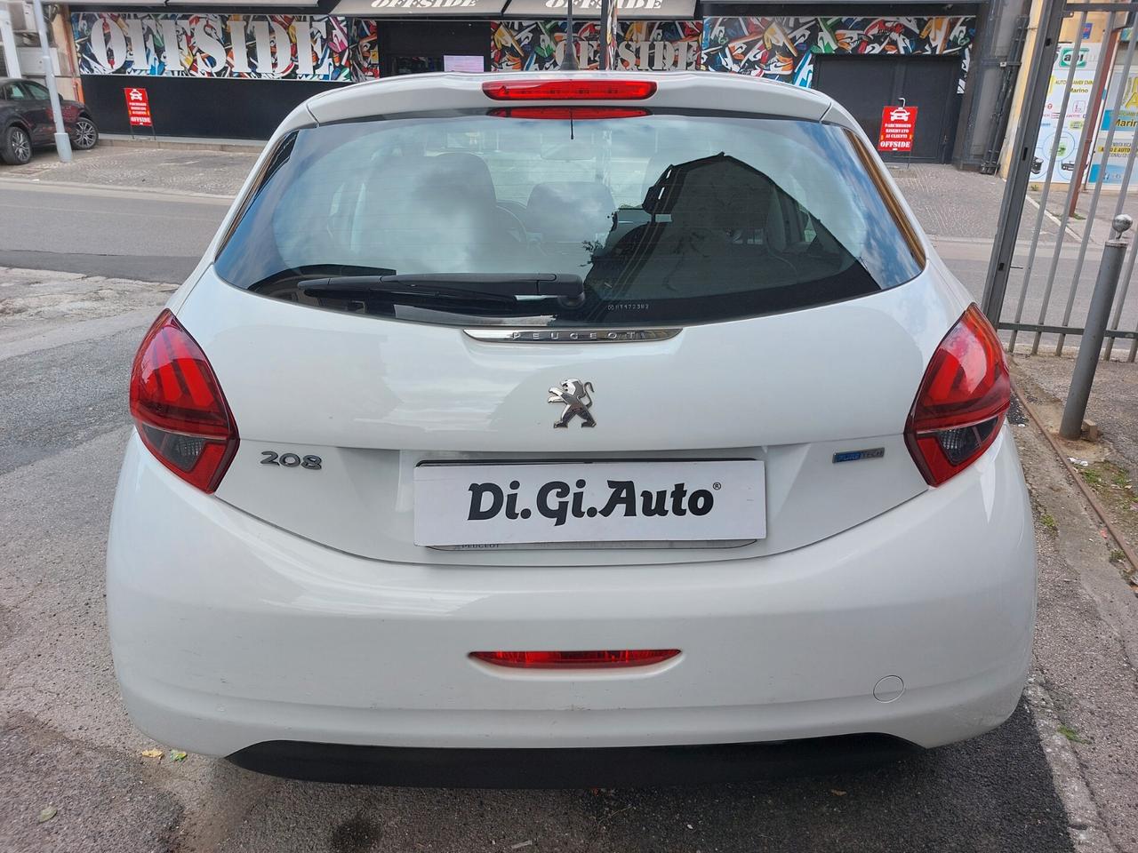 Peugeot 208 1.2 Gpl 82 Cv 5p Allure