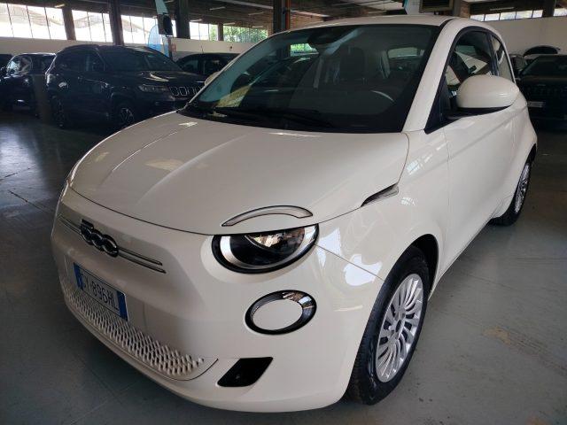 FIAT 500e Berlina 27Kwh 190km